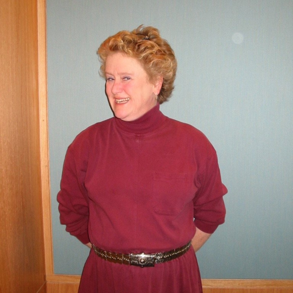 Meet your Posher, Cynthia